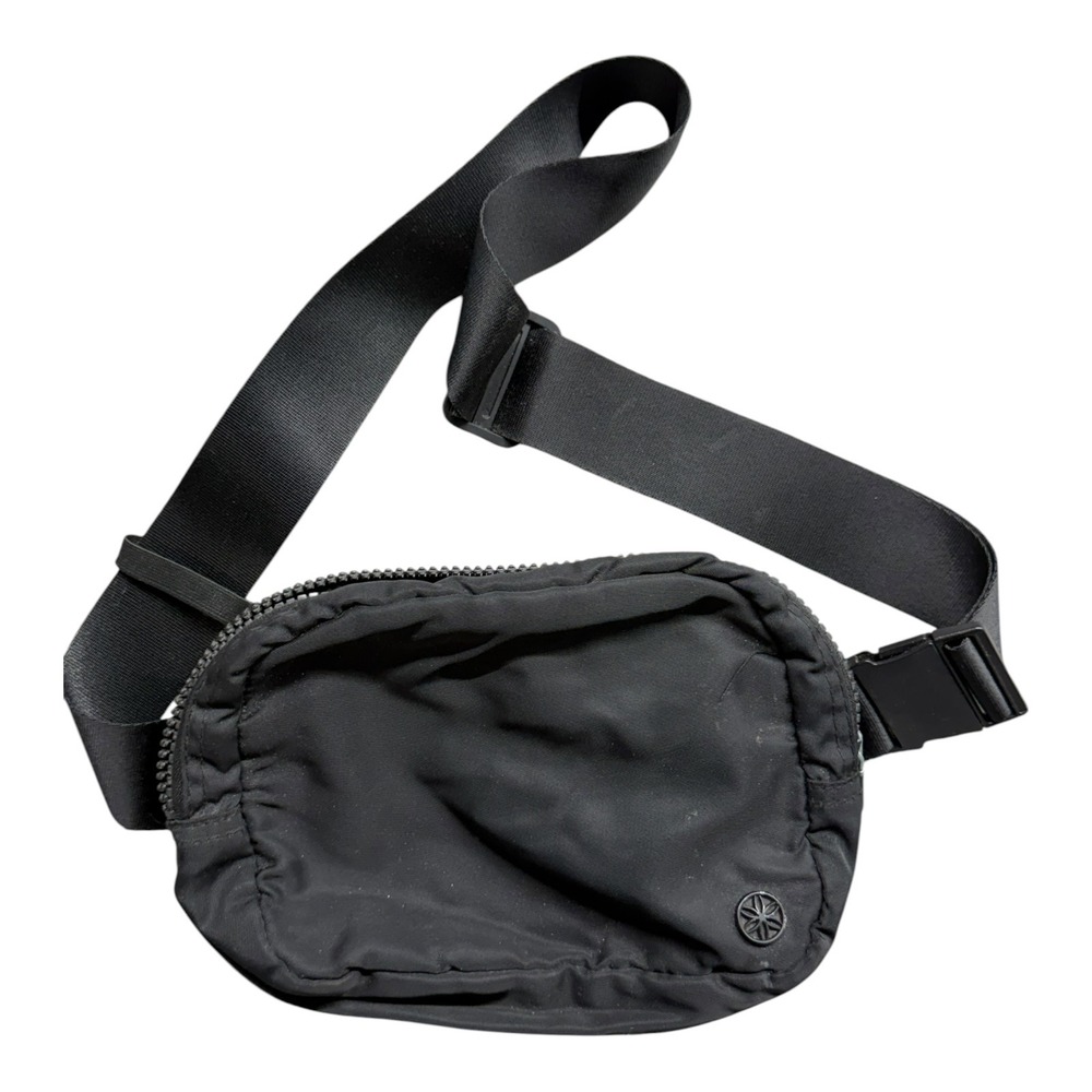 Gaiam Black Nylon Belt Bag Adjustable Crossbody Fanny Pack Travel Pouch RN104564